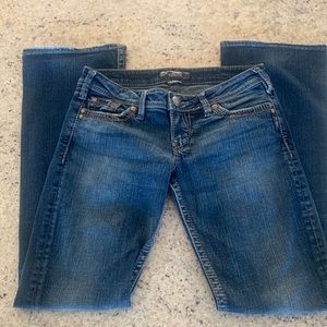 Silver jeans. Ladies size 29/33. Pioneer Style. Like new! Great condition